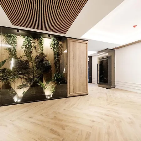 Brand New Luxury In The Heart Of *